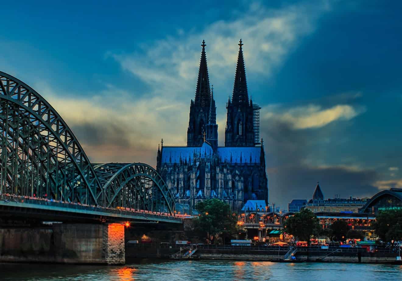 Cologne город